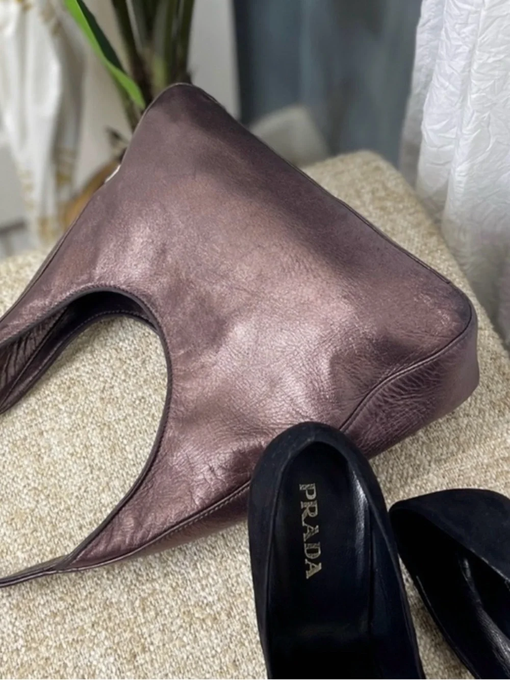 Auth Prada Rare 1998 Asymmetric Mordore mini Hobo Bag Leather metallic purple